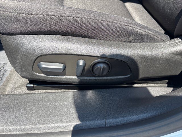 Used 2024 Chevrolet Malibu LT w/ Sport Edition FWD image 17