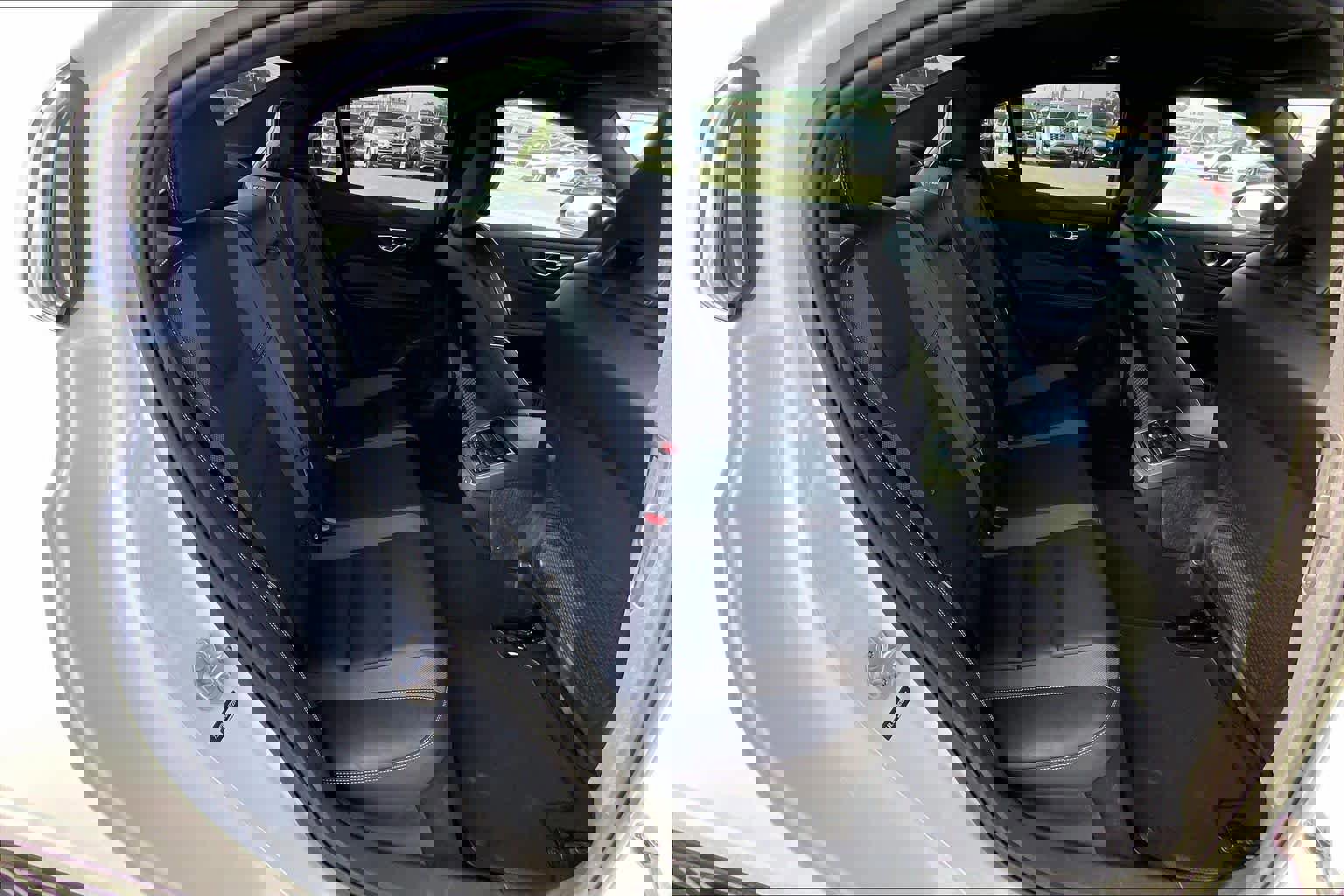 Used 2022 Volvo S60 B5 R-Design image 19