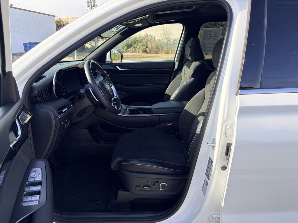 Used 2024 Hyundai Palisade Calligraphy image 20