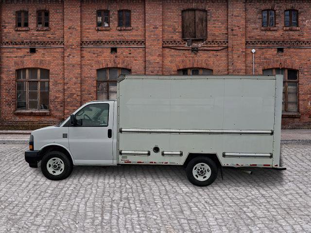 Used 2021 GMC Savana 3500 w/ Power Convenience Package RWD image 7