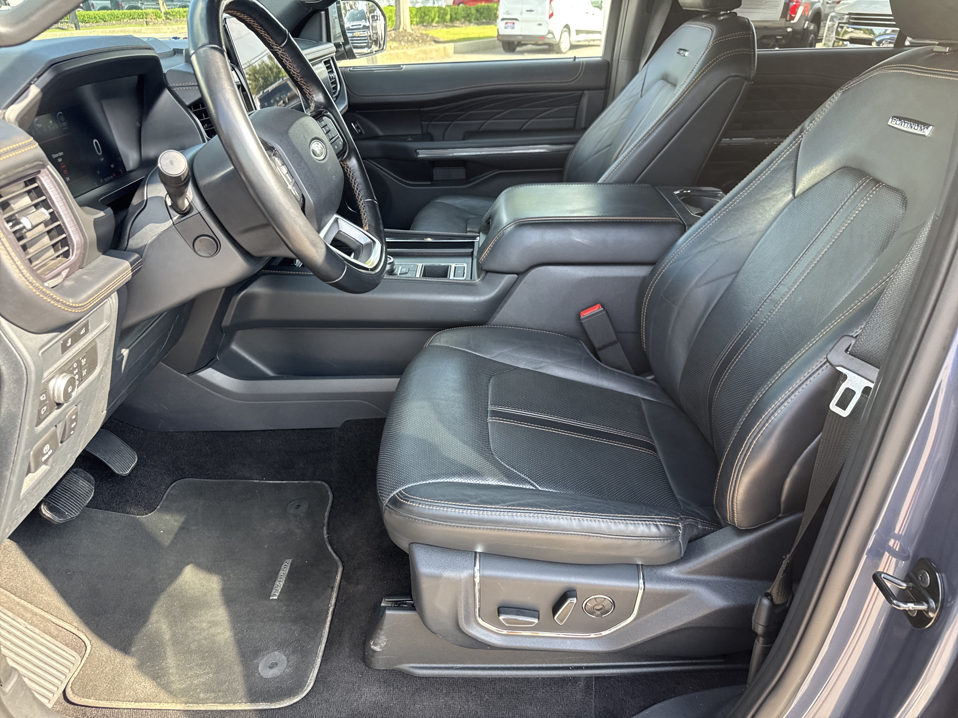 Certified 2022 Ford Expedition Platinum RWD image 10