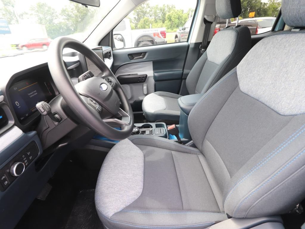 Certified 2026 Ford Maverick XLT FWD image 2