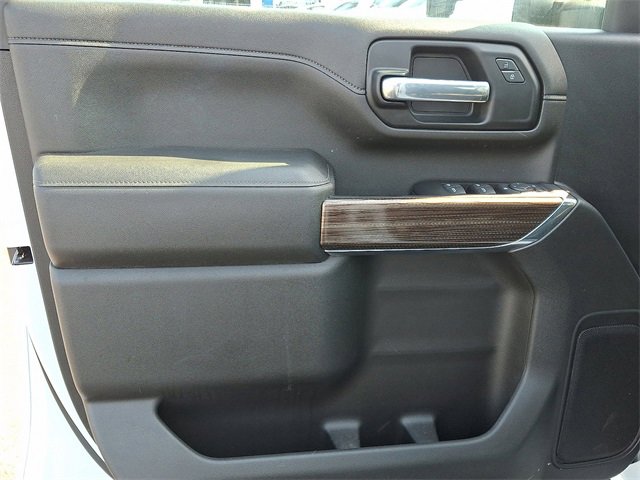 Used 2022 Chevrolet Silverado 2500 LT w/ Convenience Package image 12