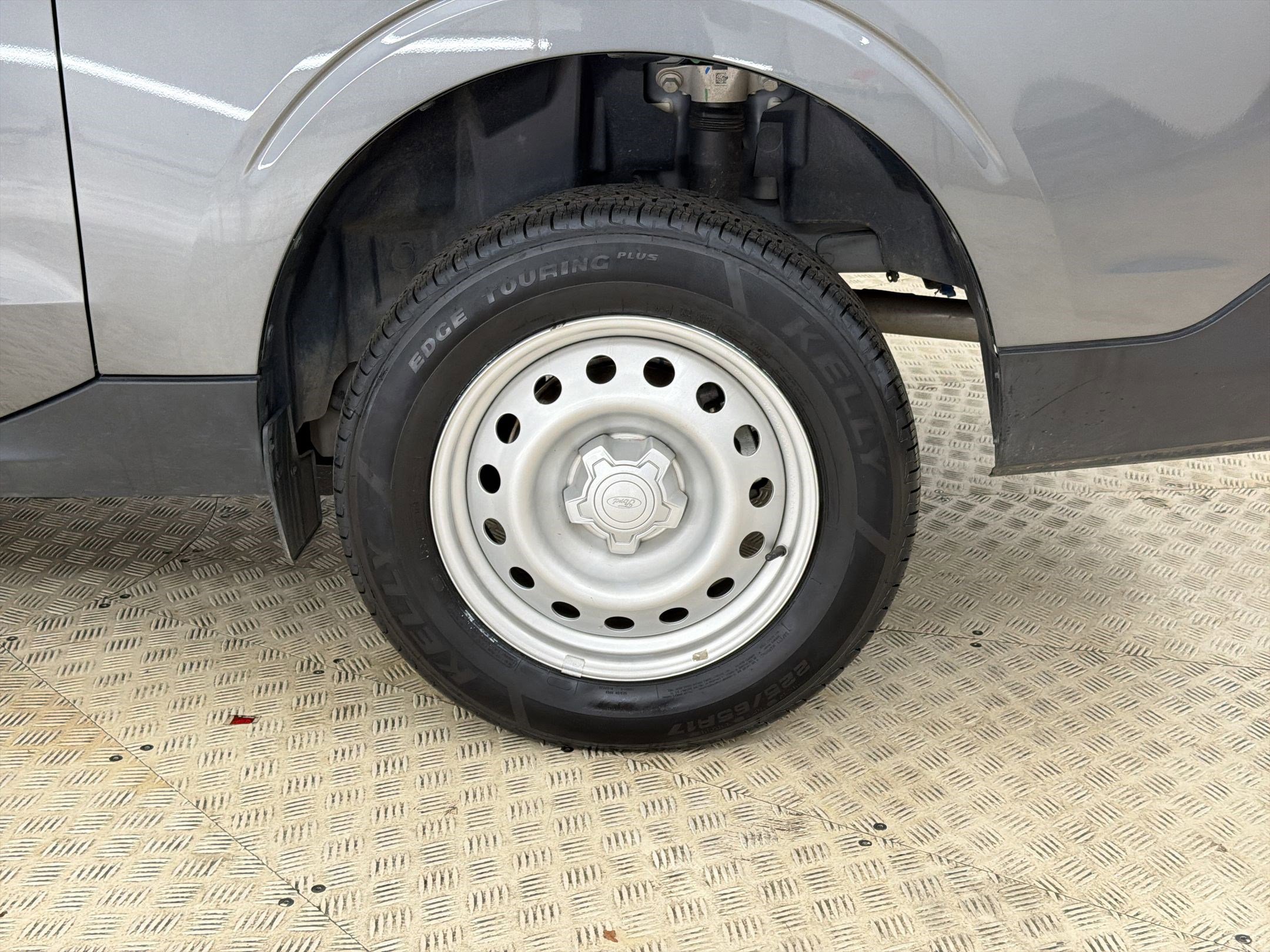 Certified 2025 Ford Maverick XL image 12