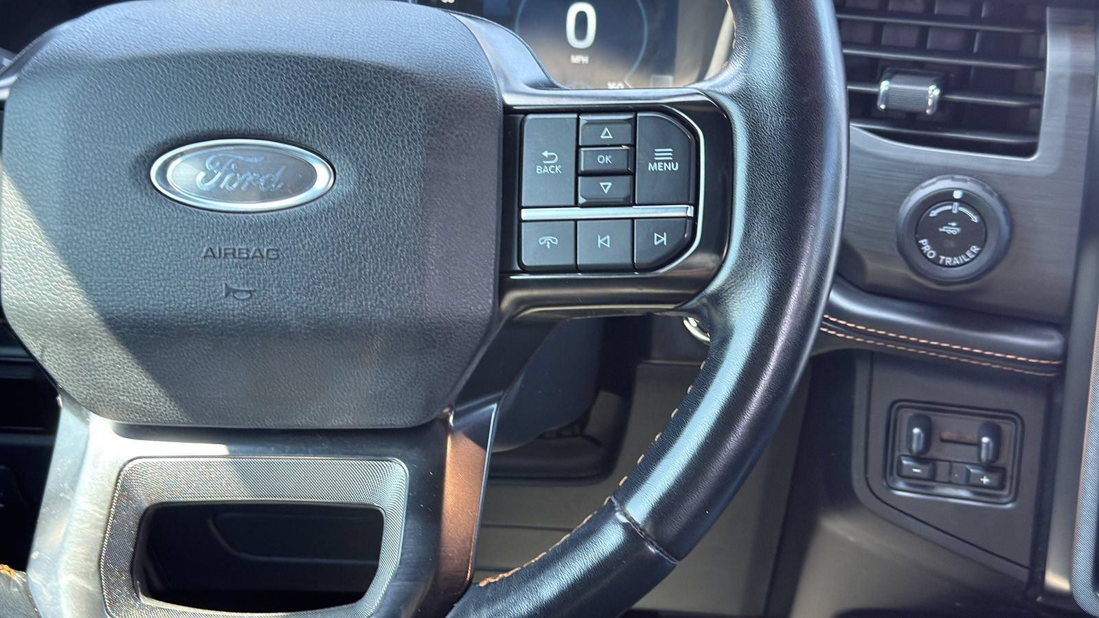Certified 2023 Ford Expedition Platinum AWD/4WD image 15