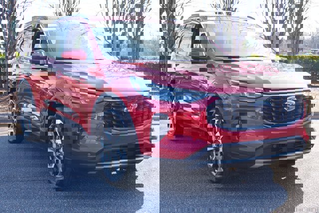 Certified 2025 Ford Escape Platinum w/ Premium Technology Package image 7