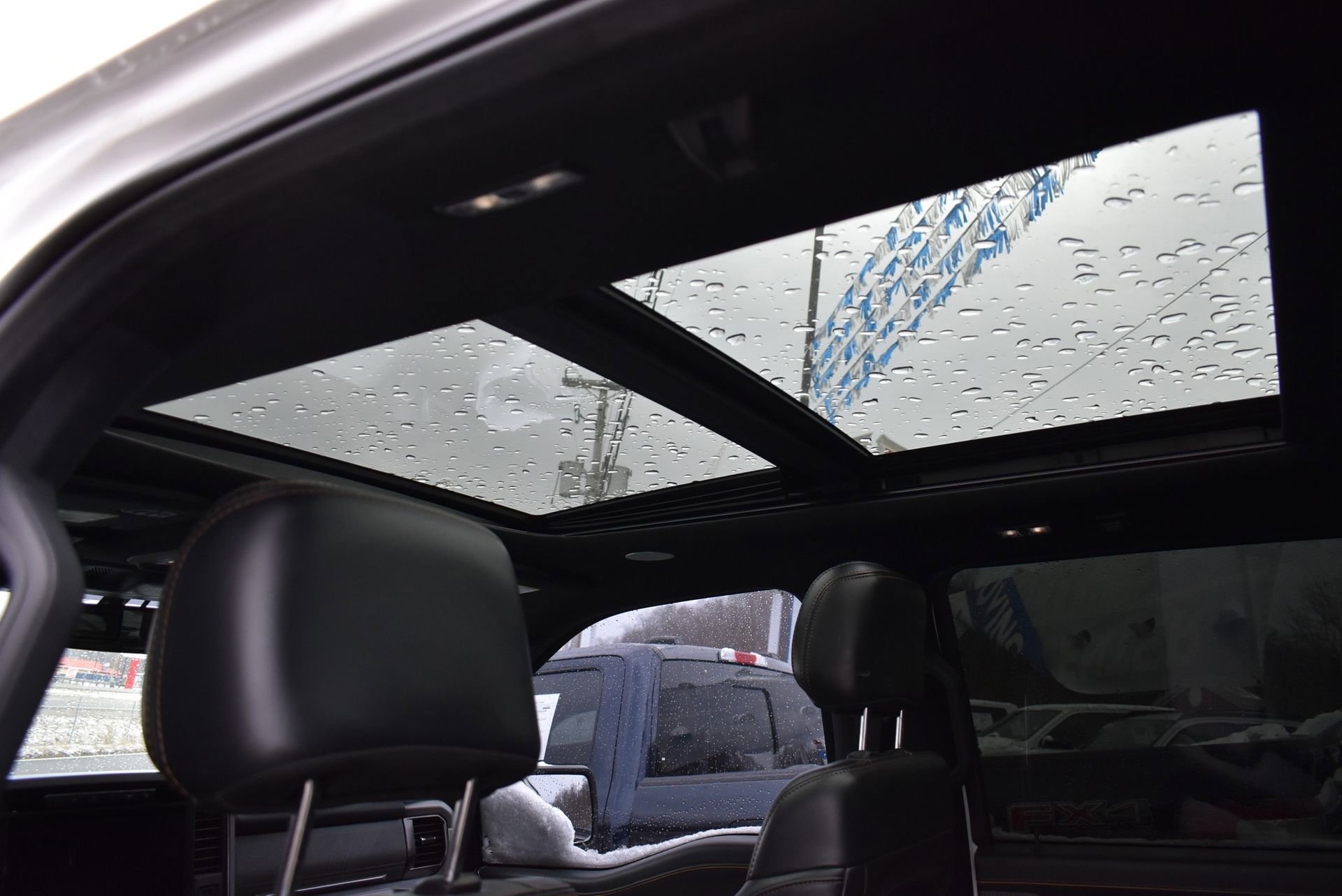 Certified 2022 Ford F150 Platinum w/ Equipment Group 701A High image 18