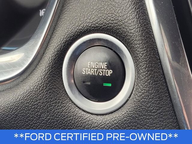 Used 2023 Chevrolet Traverse LT image 36