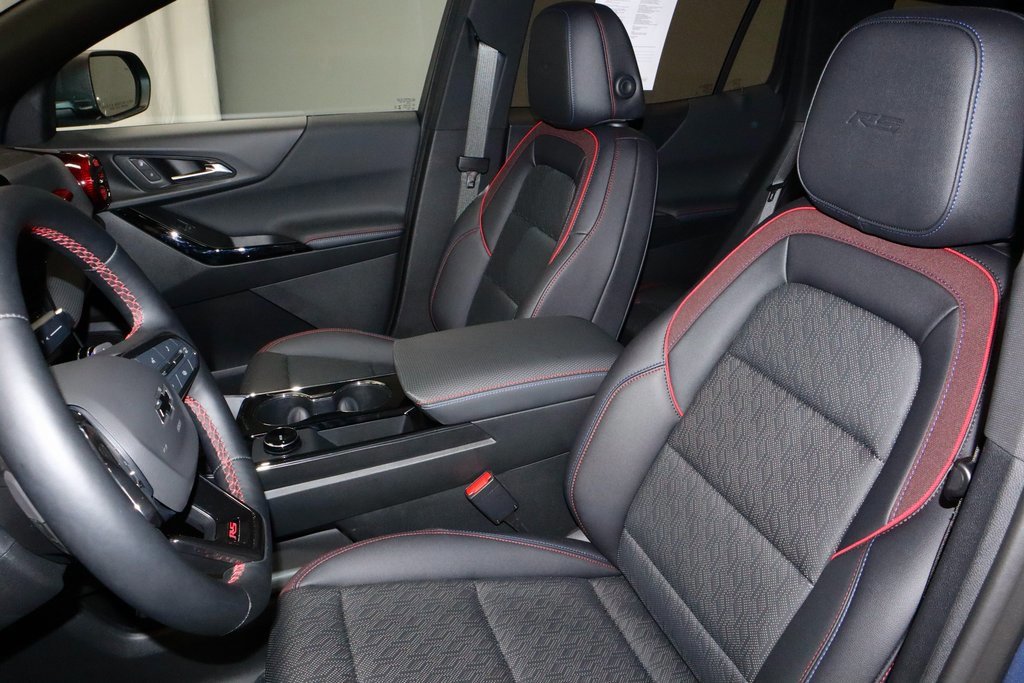 Used 2025 Chevrolet Equinox RS w/ Safety and Technology Package image 24