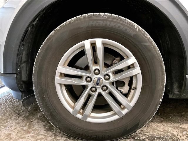 Certified 2023 Ford Explorer XLT w/ Equipment Group 202A AWD/4WD image 8