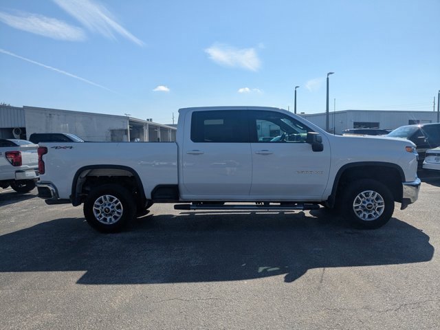 Used 2022 Chevrolet Silverado 2500 LT image 4