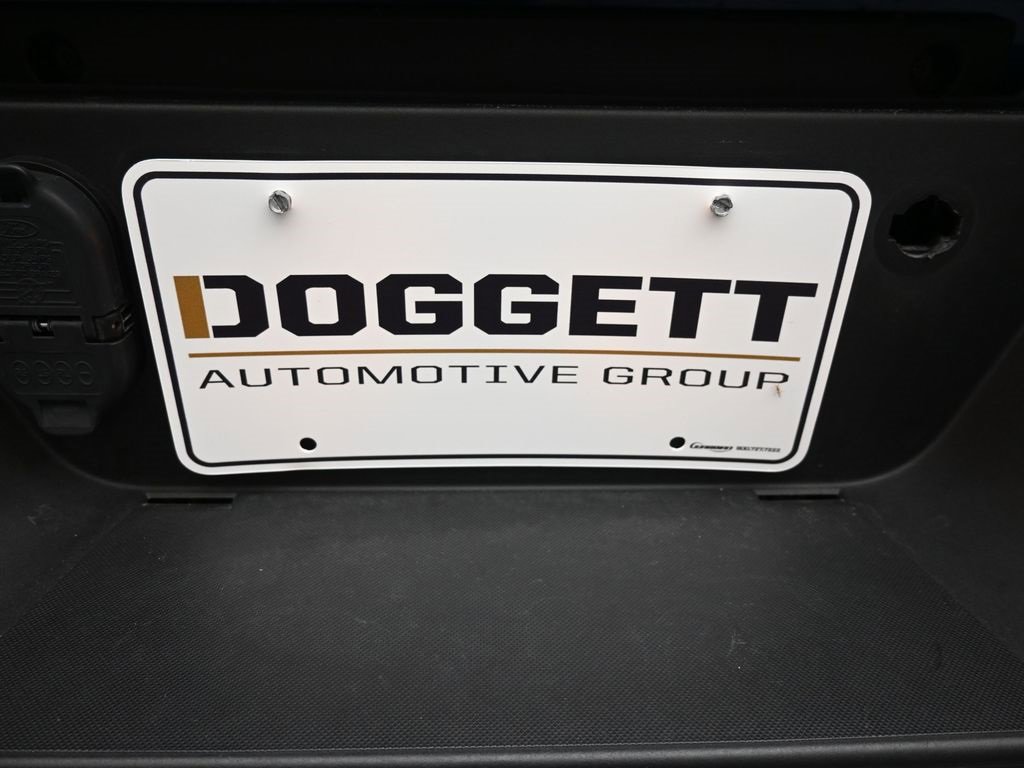 Certified 2022 Ford F250 XL w/ STX Appearance Package image 2