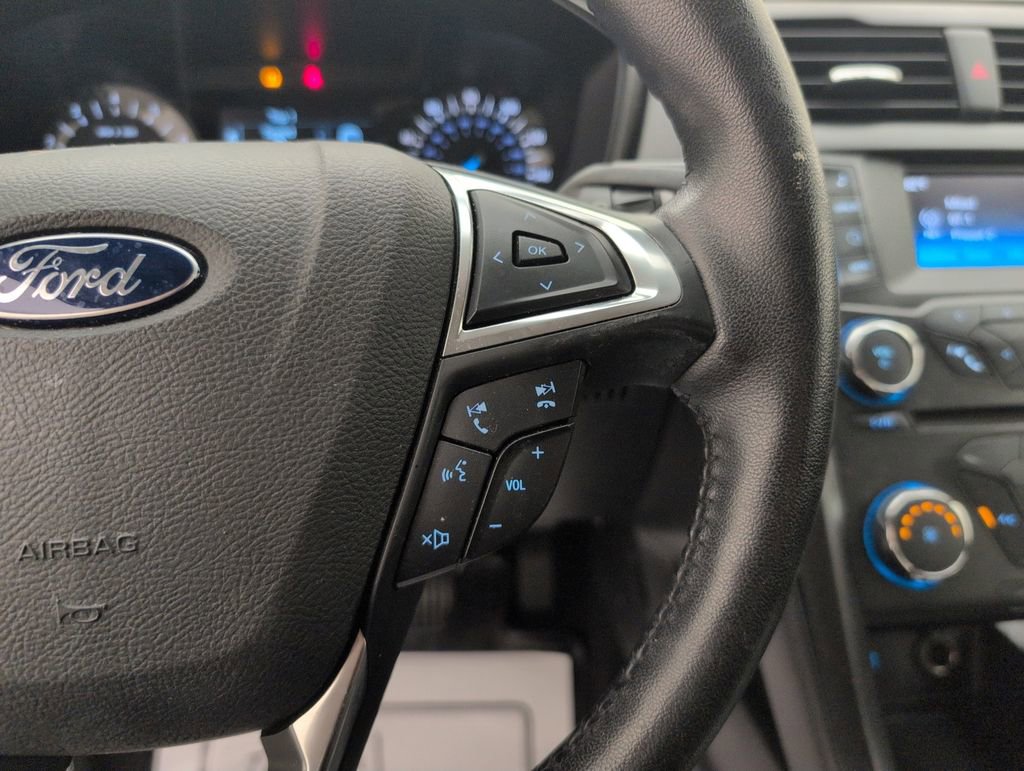 Certified 2018 Ford Fusion SE w/ Equipment Group 201A FWD image 36