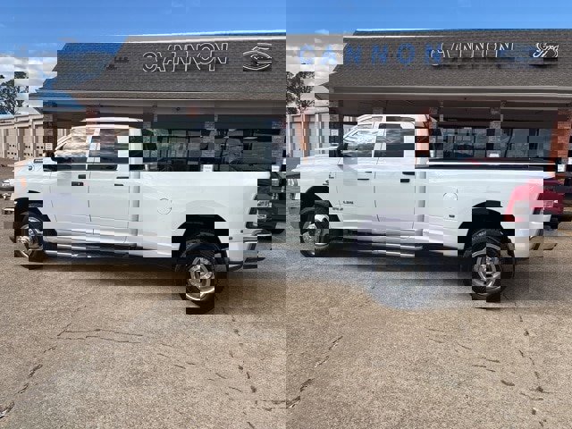 Used 2022 RAM 3500 Tradesman image 3