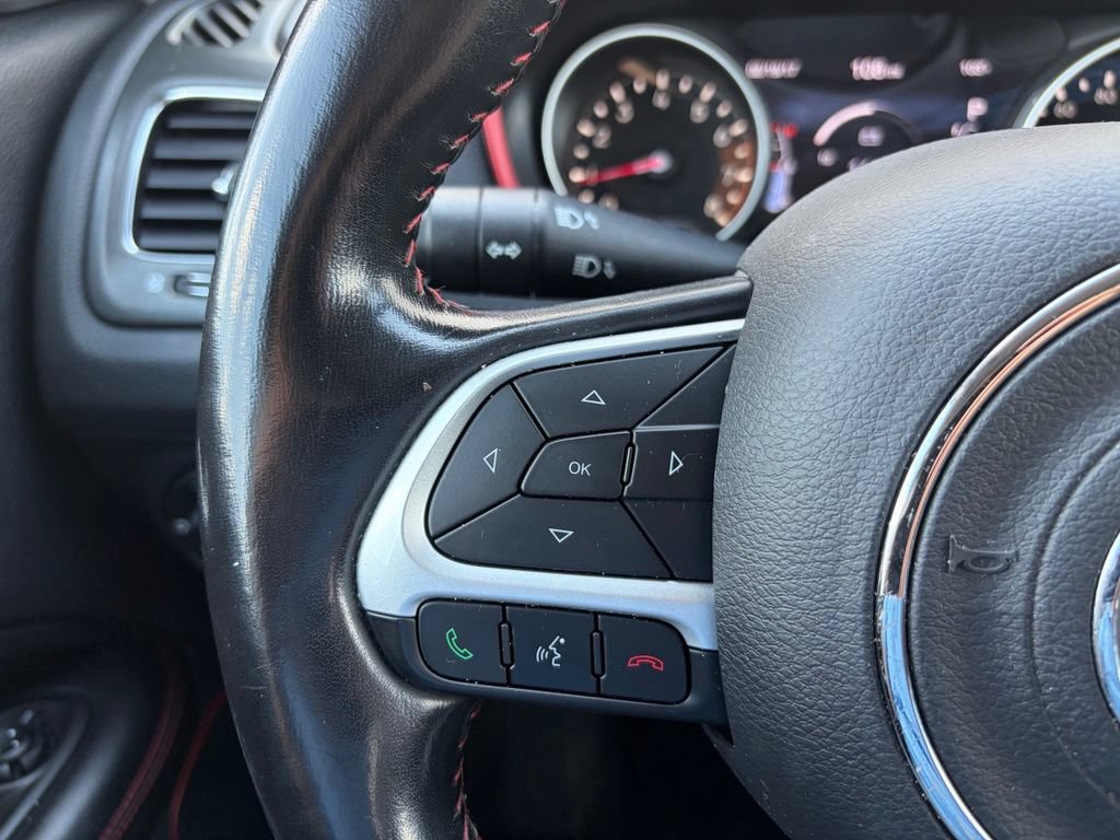 Used 2020 Jeep Compass Trailhawk AWD/4WD image 38