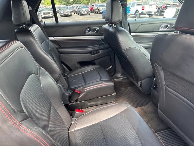 Certified 2018 Ford Explorer Sport w/ Equipment Group 401A AWD/4WD image 17
