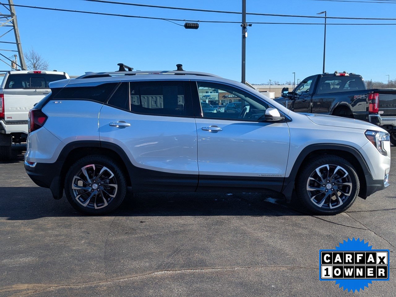 Used 2022 GMC Terrain SLT w/ Infotainment Package II image 5