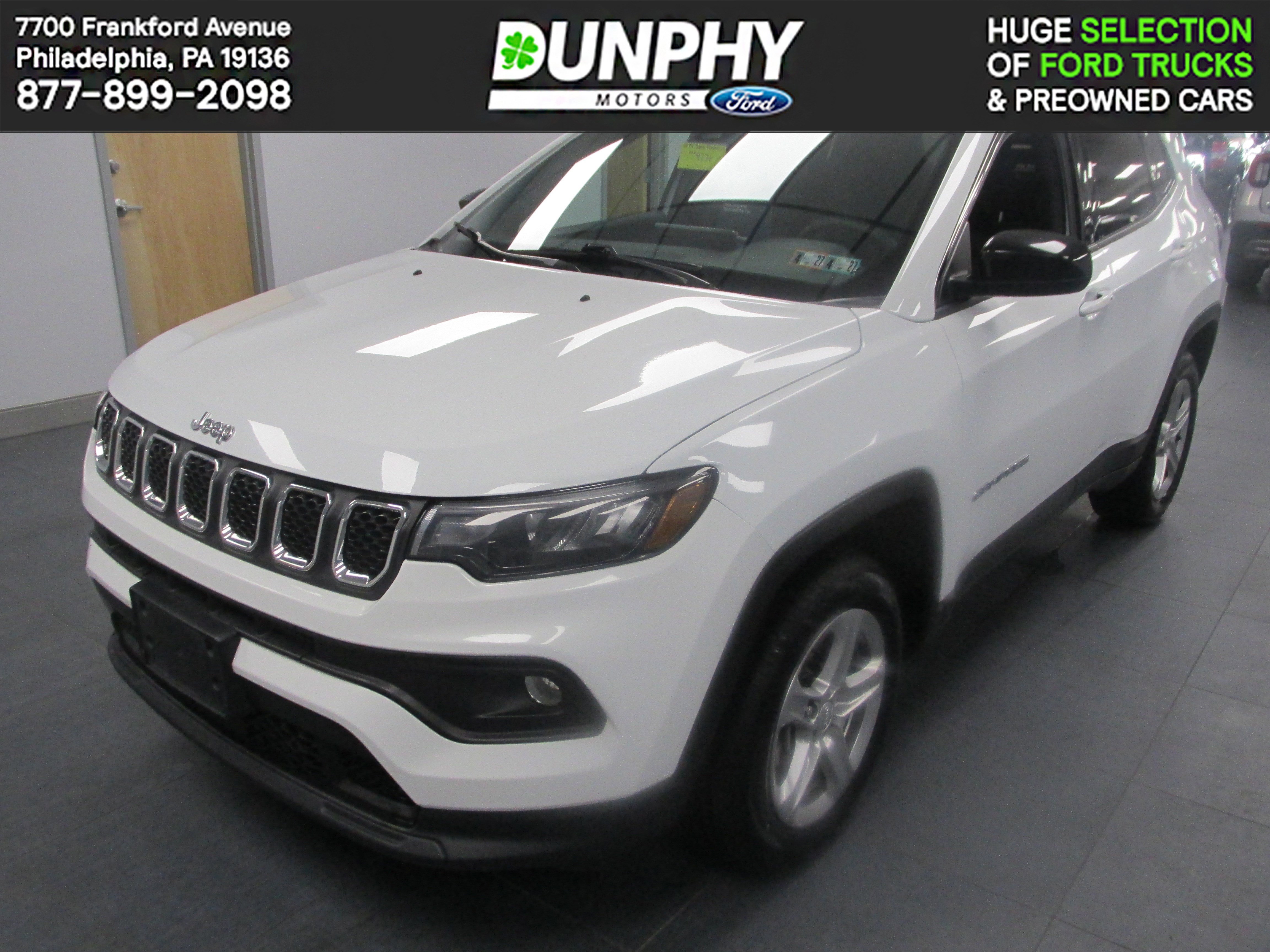 Used 2024 Jeep Compass Latitude