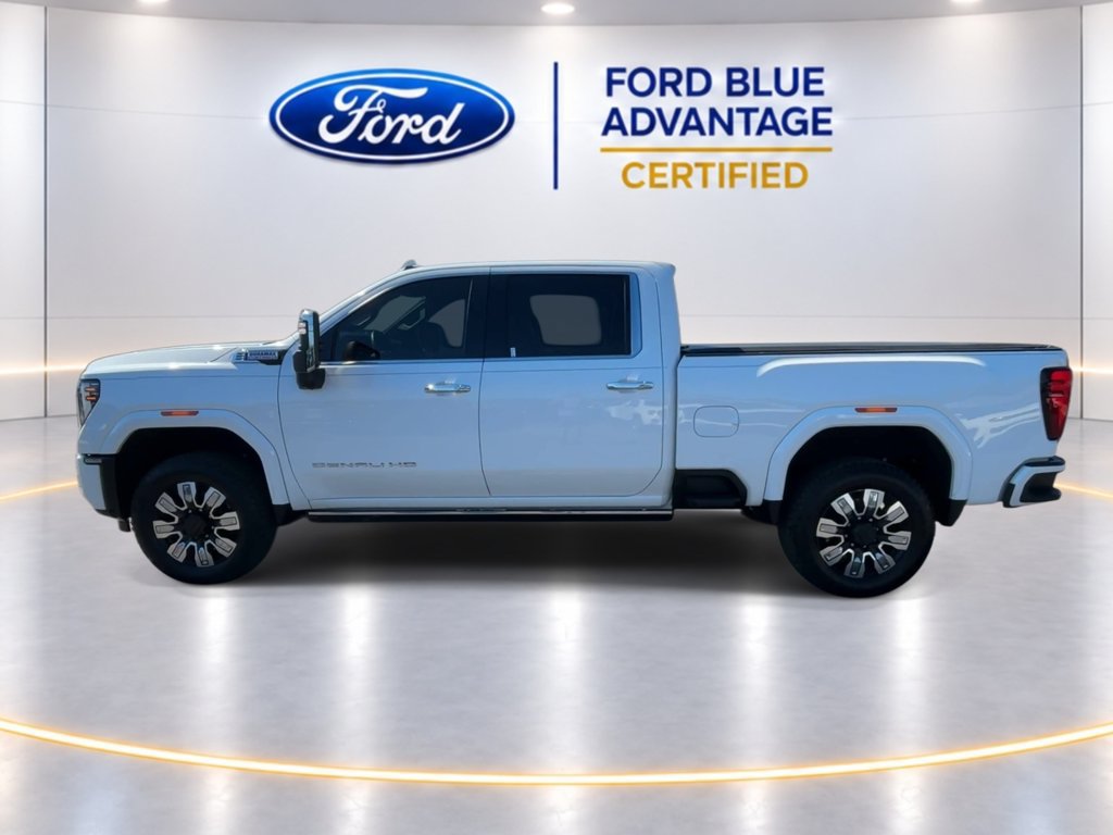 Used 2024 GMC Sierra 3500 Denali w/ Technology Package AWD/4WD image 6