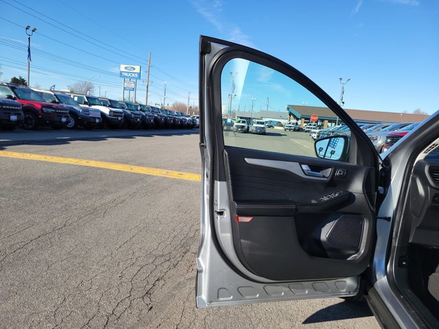 Certified 2024 Ford Escape Platinum image 14