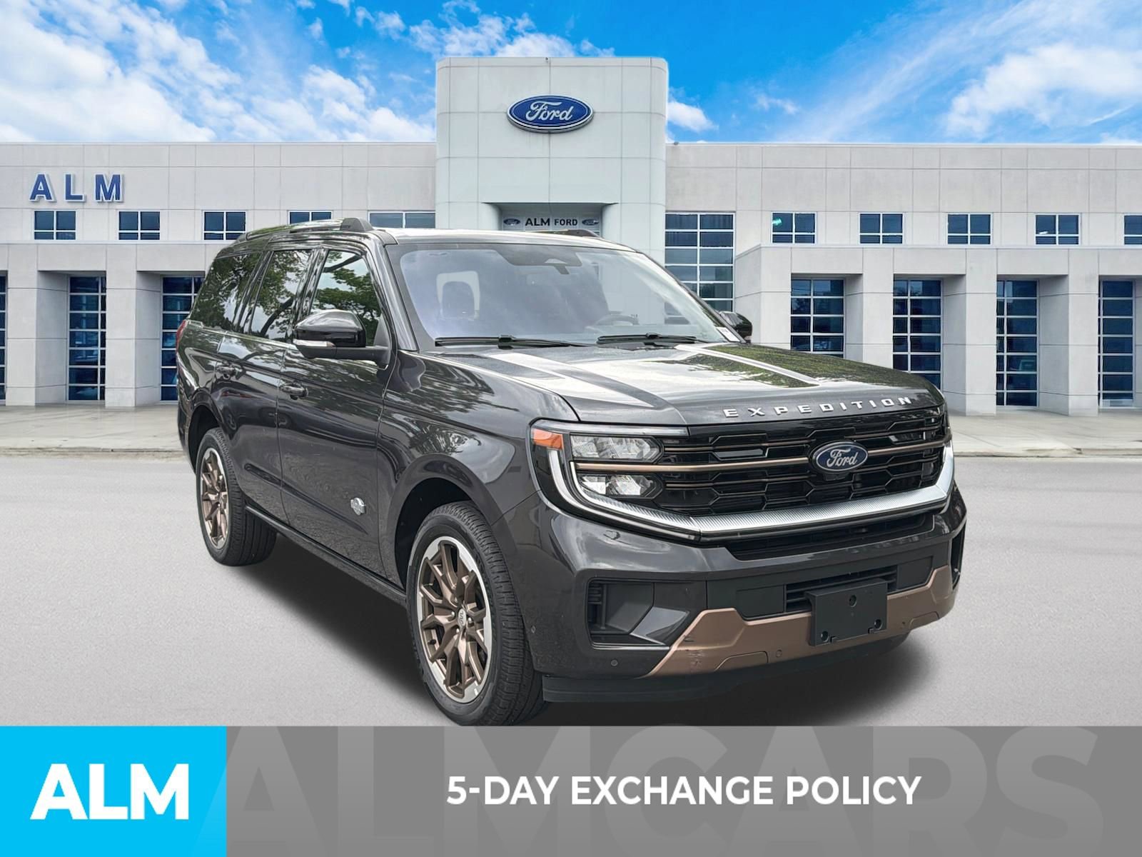 Certified 2025 Ford Expedition King Ranch AWD/4WD image 3
