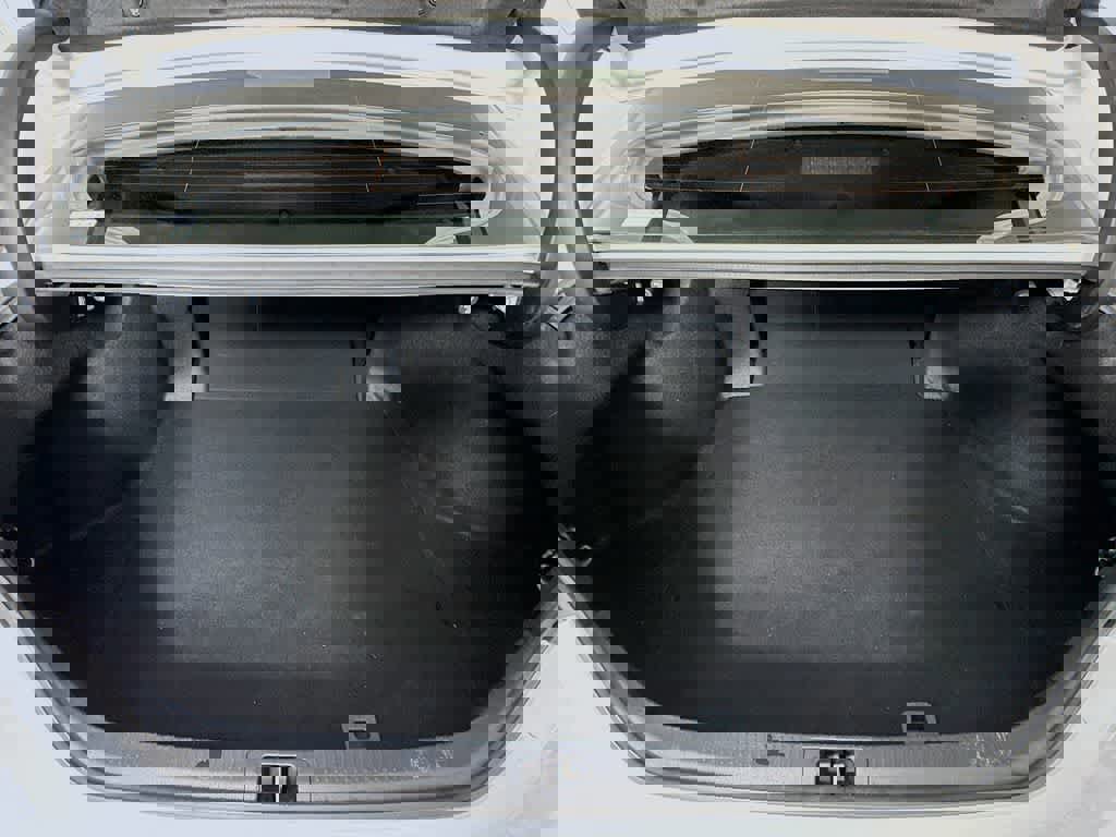 Used 2021 Toyota Camry SE image 23