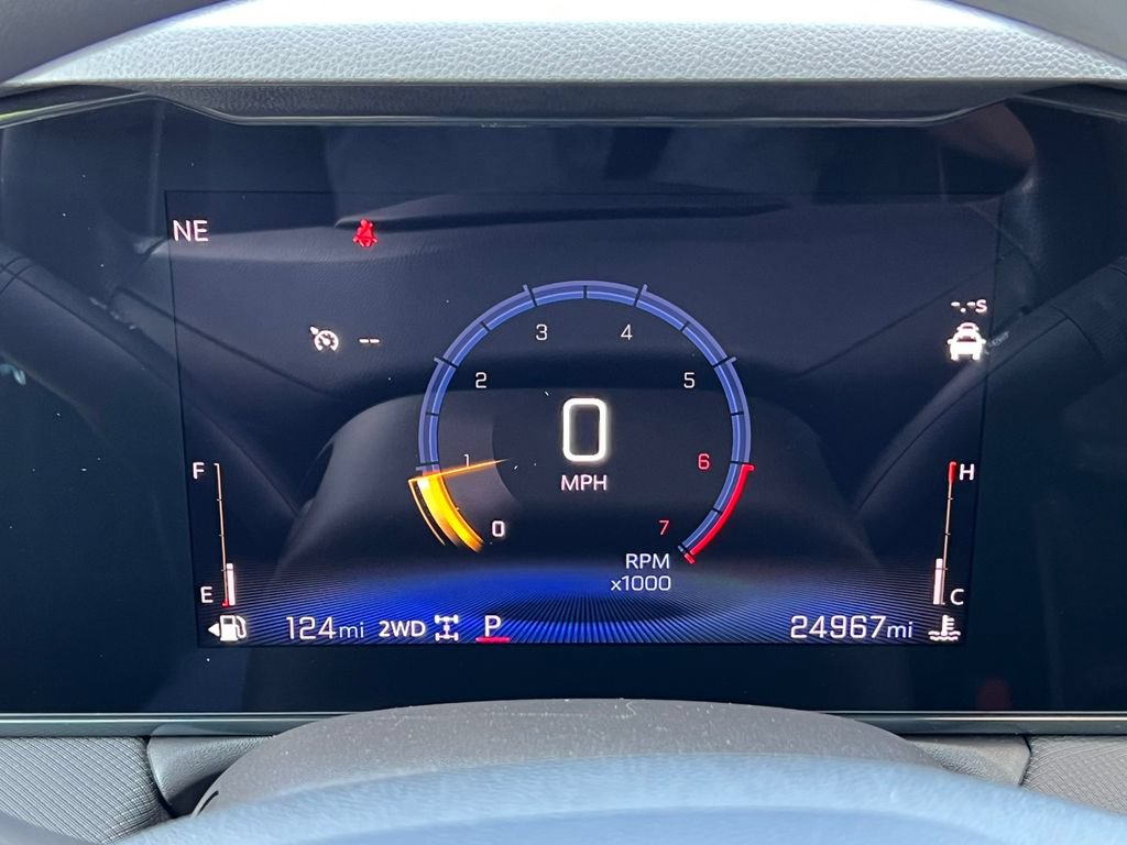 Used 2025 Chevrolet TrailBlazer LT AWD/4WD image 18