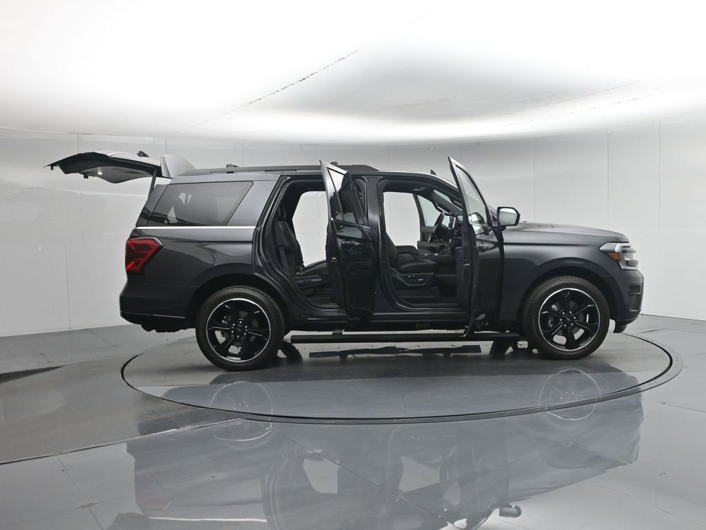 Certified 2023 Ford Expedition Limited AWD/4WD image 5