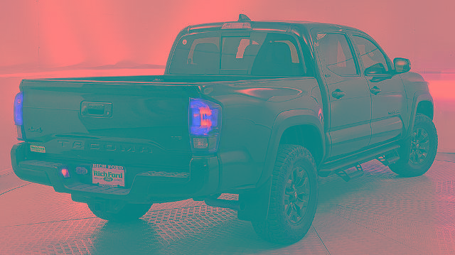 Used 2021 Toyota Tacoma SR5 w/ Trail Edition AWD/4WD image 3