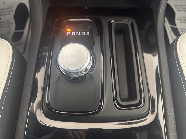 Used 2018 Chrysler 300 S image 18