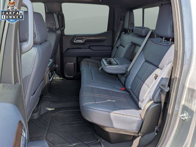 Used 2024 Chevrolet Silverado 1500 High Country w/ High Country Premium Package AWD/4WD image 13