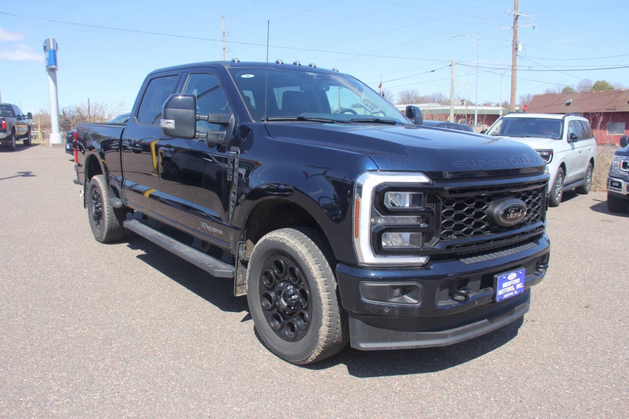 Certified 2025 Ford F350 Lariat w/ Lariat Ultimate Package AWD/4WD image 7