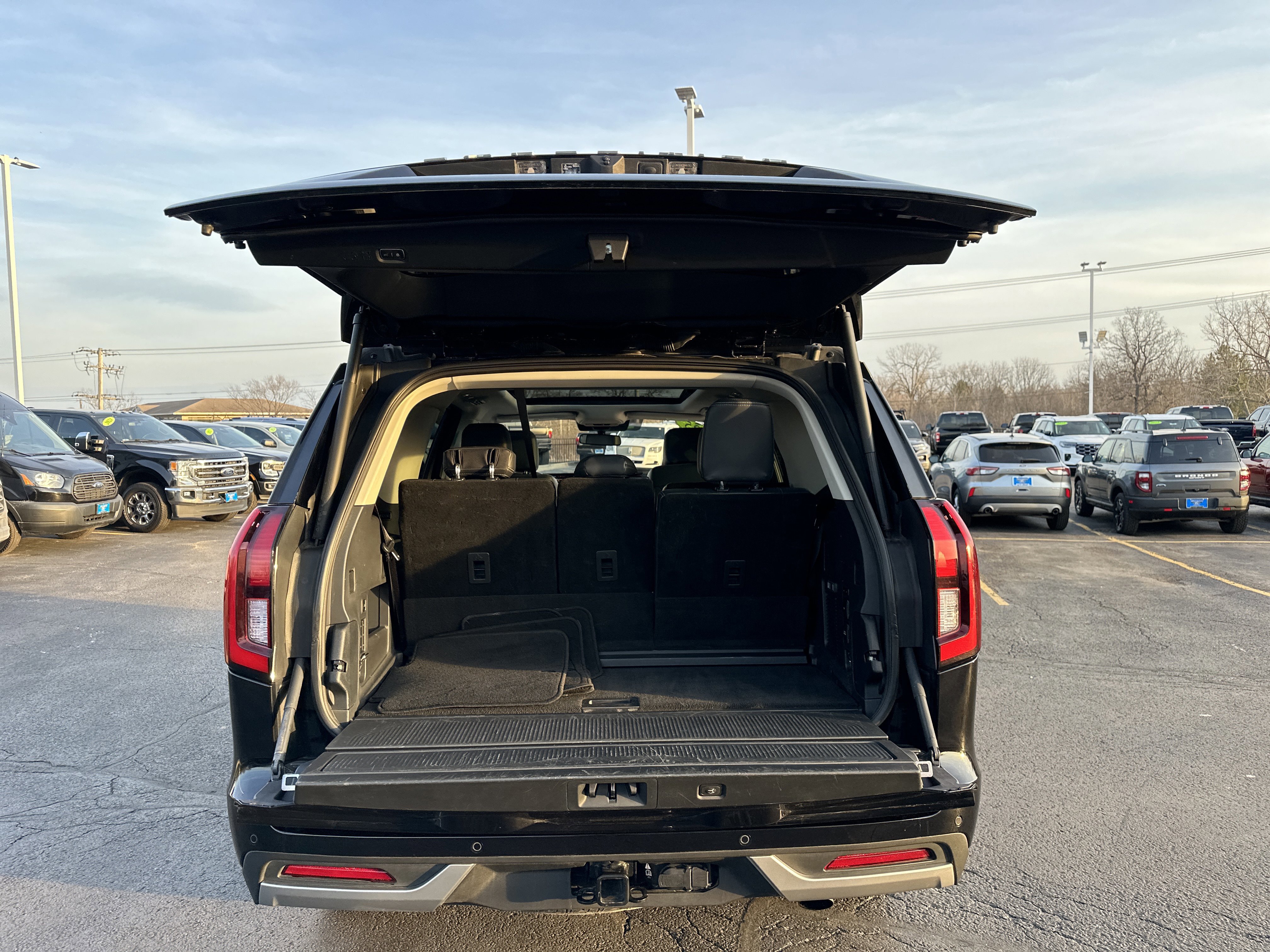 Certified 2025 Ford Expedition Platinum image 9