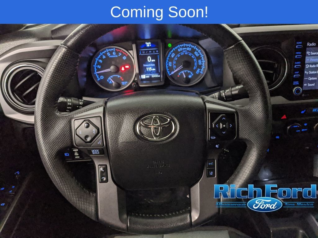 Used 2022 Toyota Tacoma TRD Off-Road image 16