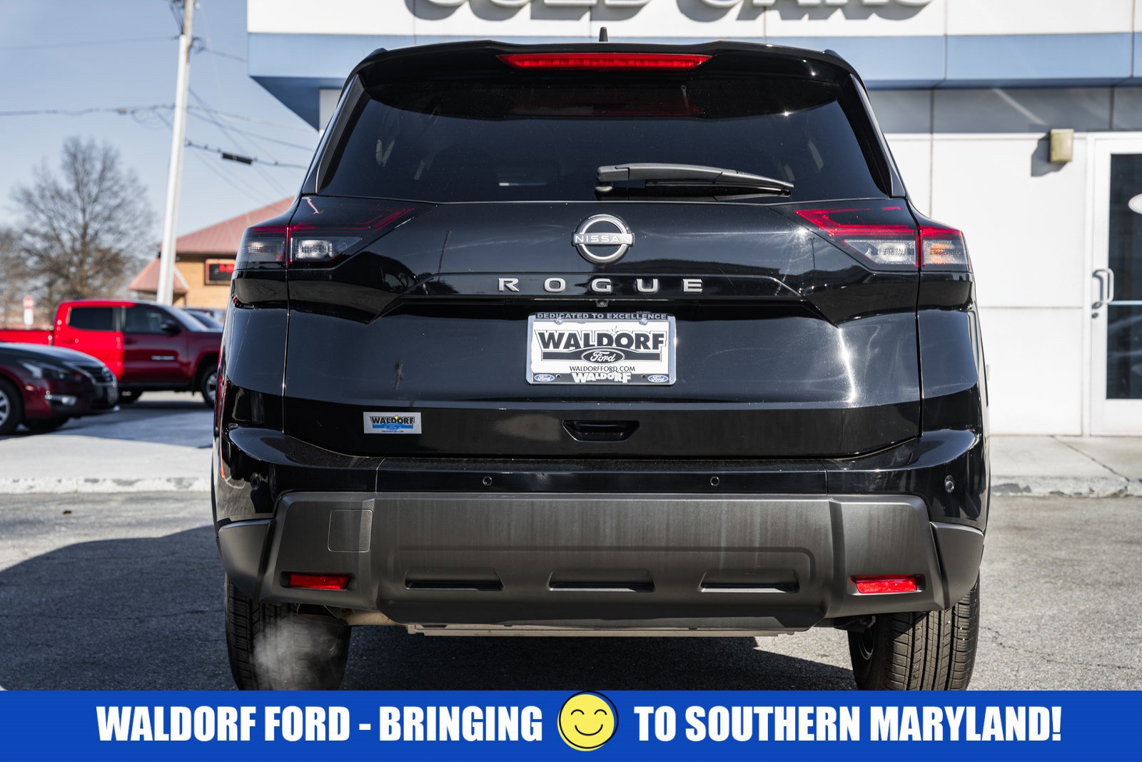 Used 2024 Nissan Rogue S image 5