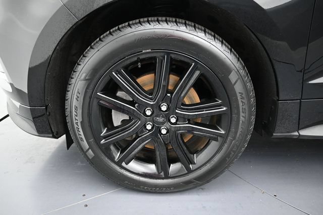 Certified 2023 Ford Edge ST-Line AWD/4WD image 9