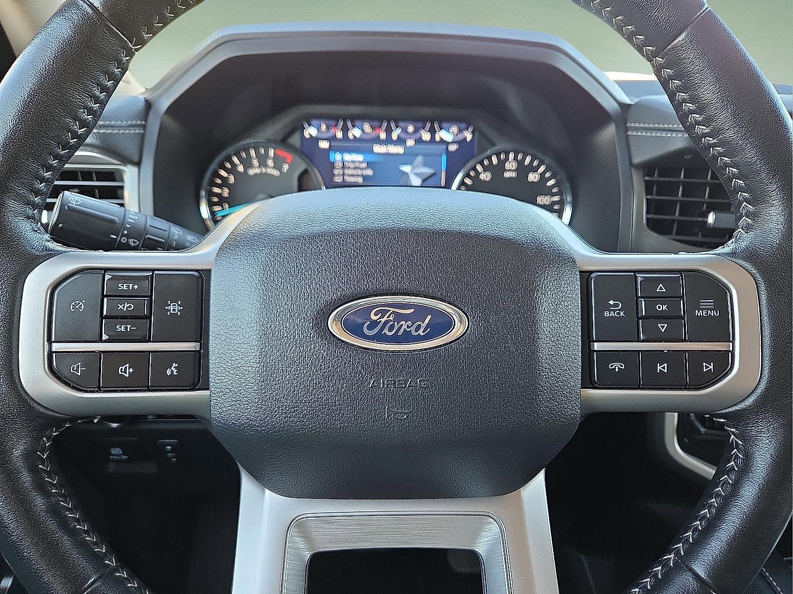 Certified 2024 Ford Expedition XLT image 24