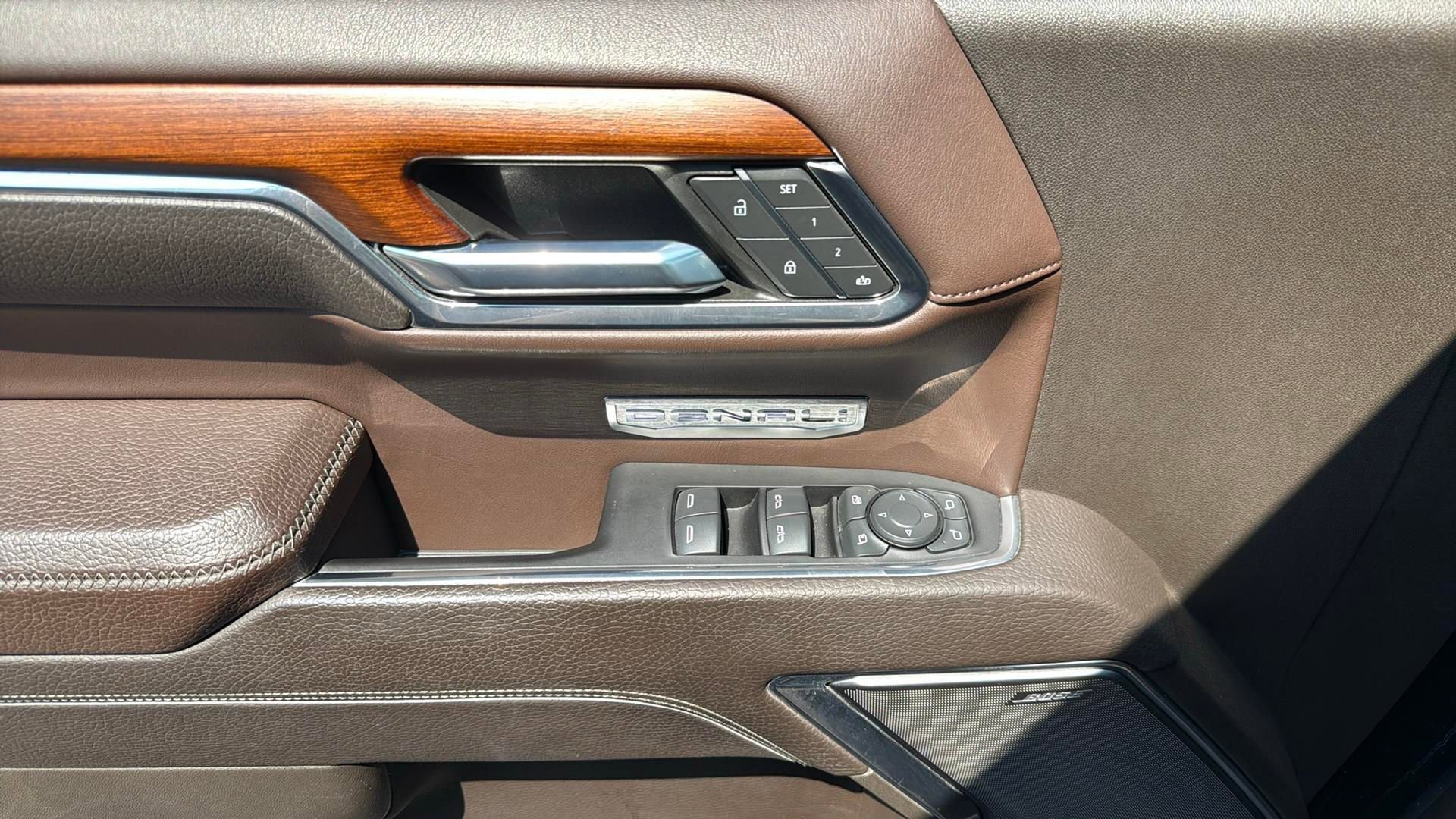 Used 2022 GMC Sierra 1500 Denali w/ Denali Reserve Package image 31