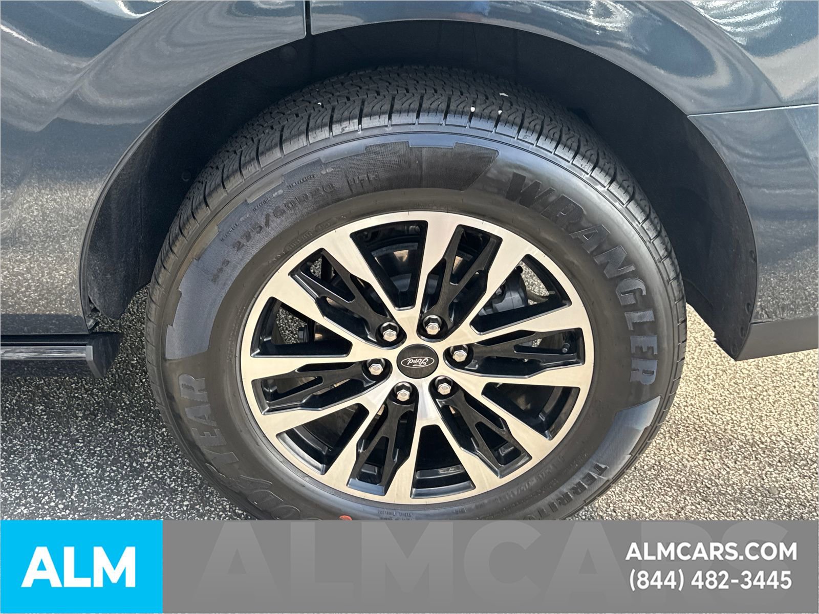 Certified 2025 Ford Expedition Platinum image 26