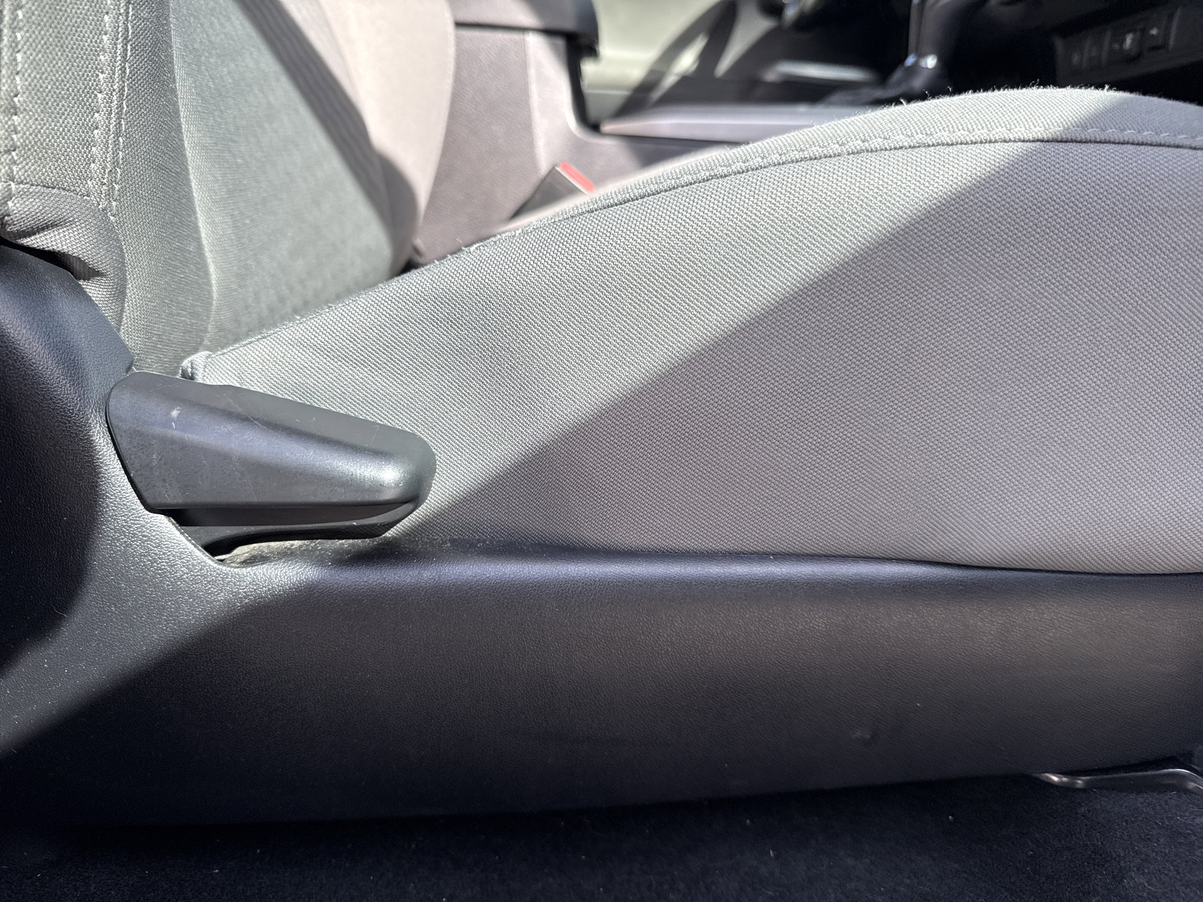 Used 2020 Toyota Tacoma SR5 image 29