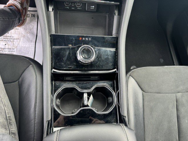 Used 2023 Jeep Grand Cherokee Altitude AWD/4WD image 23