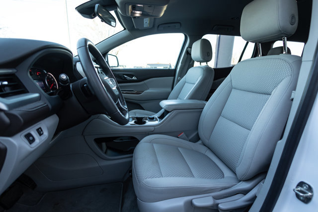 Used 2022 GMC Acadia SLE image 12