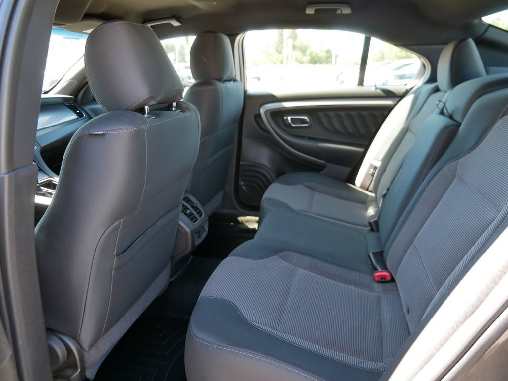 Certified 2018 Ford Taurus SEL w/ Equipment Group 201A FWD image 10