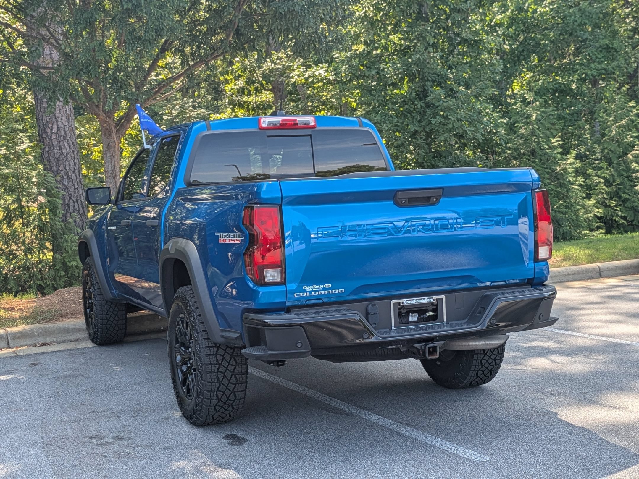 Used 2023 Chevrolet Colorado Trail Boss w/ Advanced Trailering Package AWD/4WD image 5