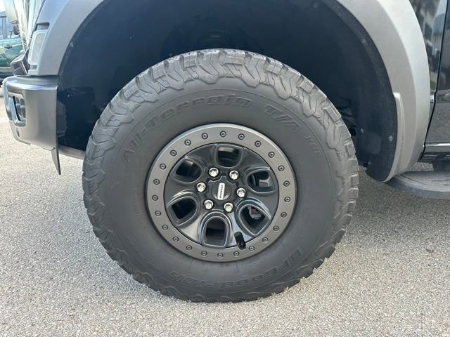 Certified 2023 Ford F150 Raptor w/ Raptor Carbon Fiber Package image 37