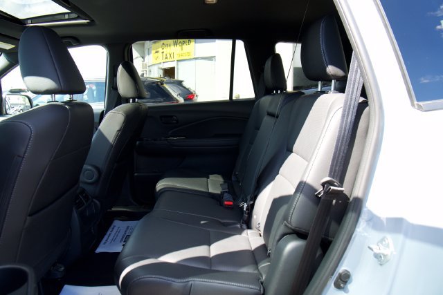 Used 2023 Honda Passport EX-L image 30