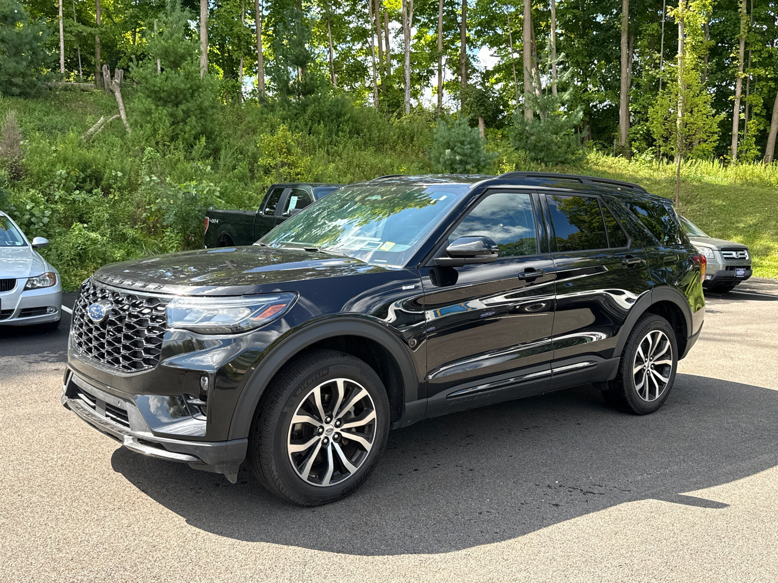 Certified 2026 Ford Explorer ST-Line AWD/4WD image 3