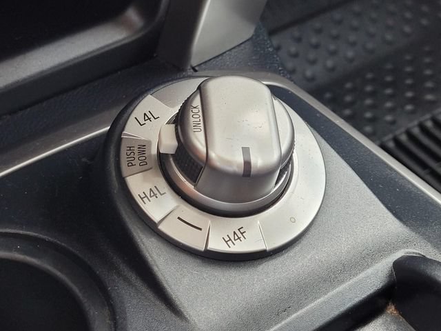 Used 2019 Toyota 4Runner Limited AWD/4WD image 37