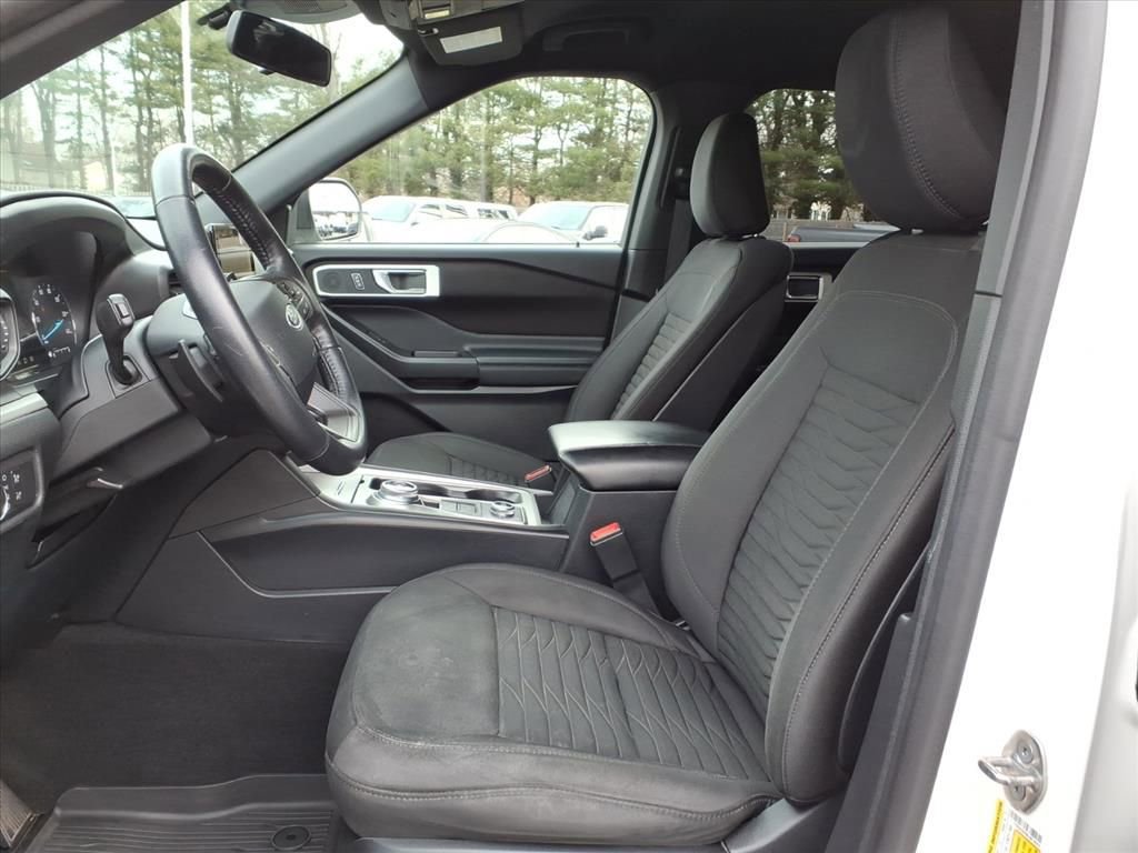 Certified 2020 Ford Explorer XLT image 17