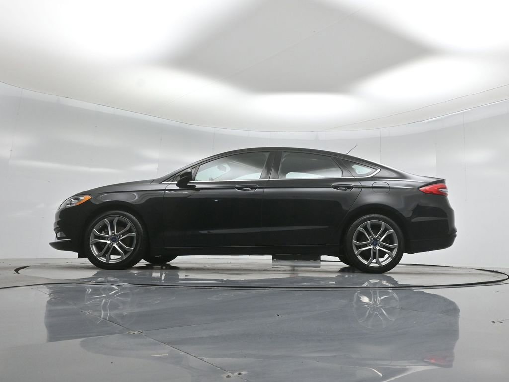 Certified 2017 Ford Fusion SE w/ Equipment Group 201A FWD image 50